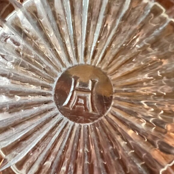 Vintage Hazel Atlas Pink Depression Glass Sugar Bowl - Picture 3 of 9